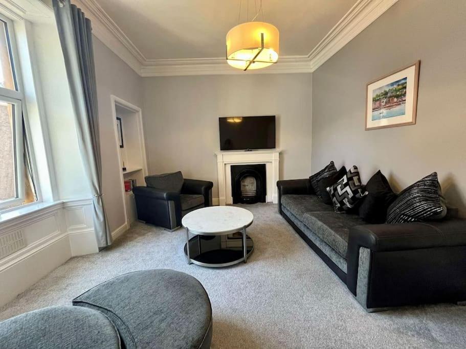 Beautiful Spacious Apartment In Town Centre Oban Exterior foto